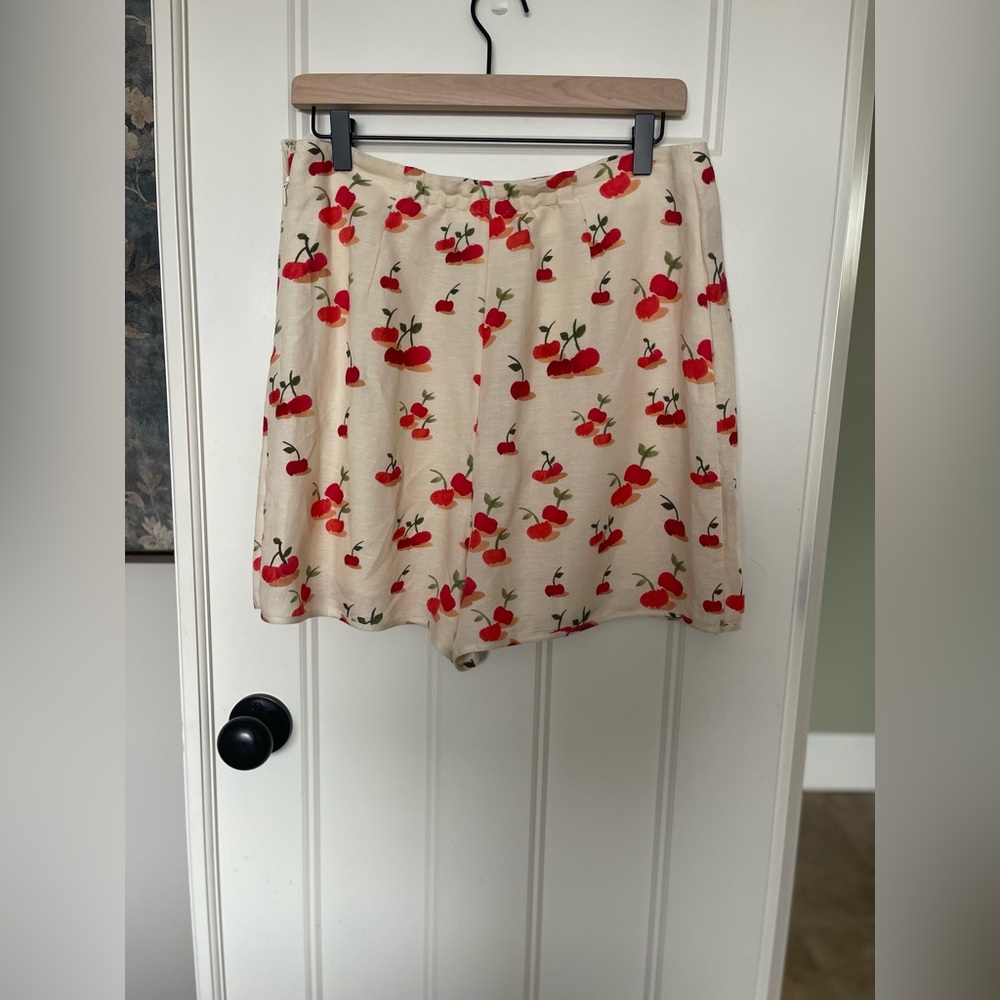 FARM Rio Cream Mini Skort with Orange Cherry Print - Picture 5 of 7